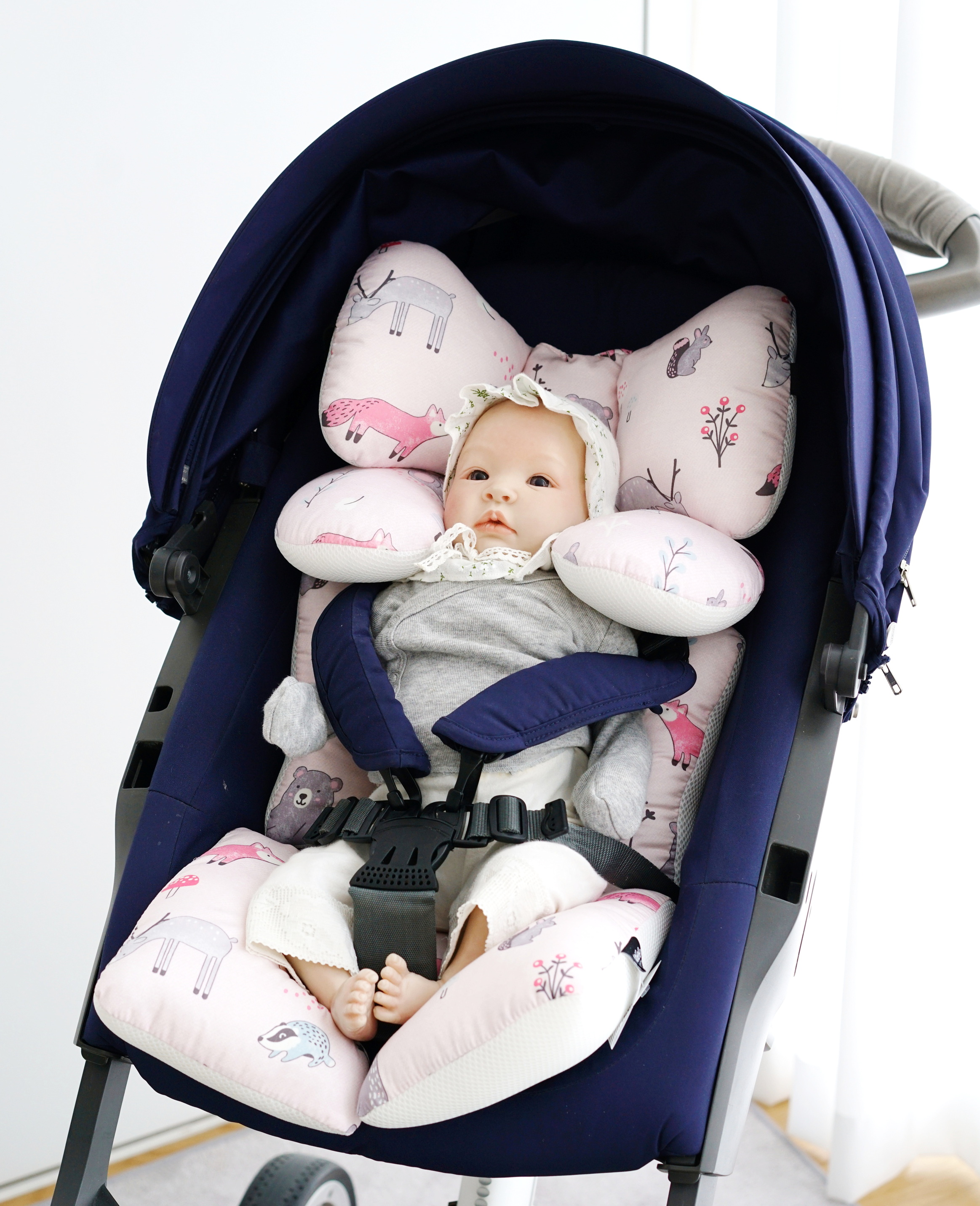 เบาะรองรถเข็น คาร์ซีท ARIBEBE ผ้า MICROMODAL ลายสัตว์ป่า ชมพู_0